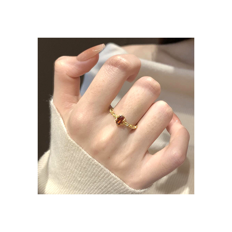 Anello donna oro rubino melograno stile antico lusso gioielli_voghion.com