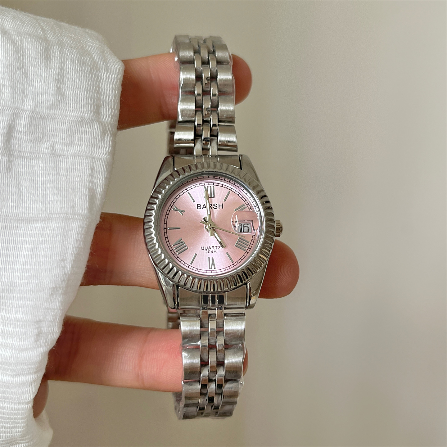 2025 nuevo reloj de registro azul cielo mujer de alta calidad temperamento de moda simple correa de acero para mujeres al por mayor image 3