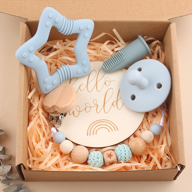 Nuevo bebé dibujos animados penta-planta de hayaja goma de bambú arco correa de cabello calmante tetina cadena set de cinco piezas