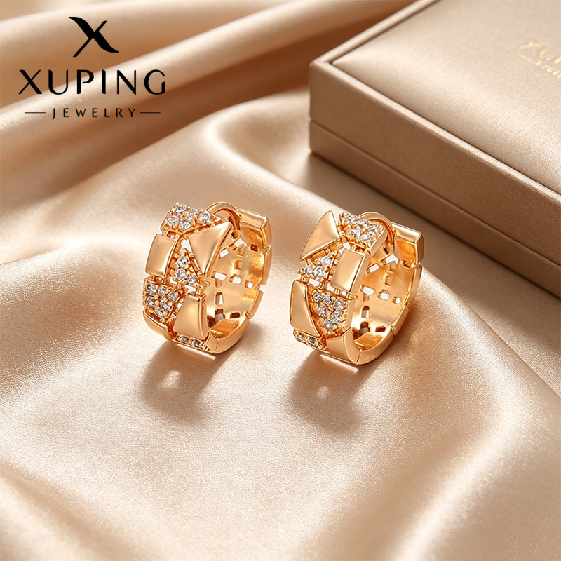 Xuping círculo geométrico retrogrado de orejas rusas aleación de cobre chapado 18k personalidad estilo retro nicho orejas para mujeres
