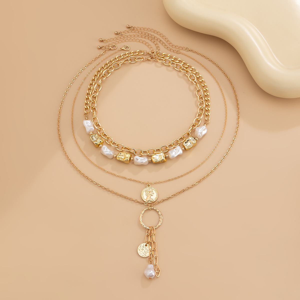 42g Weight Alloy Pendant Material Layered Necklaces Classification Alloy Chain Material 1 Piece Quantity Banquet, Tea Party Occasion Imitation Pearl, Alloy Material Geometric Pattern Women's Gender Plating Design Baroque Style Style Baroque Style Geometric Imitation Pearl Alloy Wholesale Layered Necklaces 5
