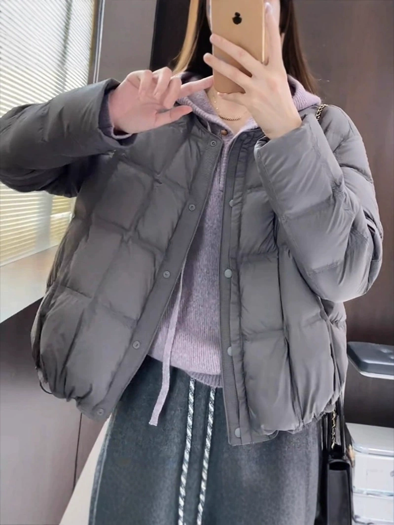 Demi-season light and thin keep warm down jacket