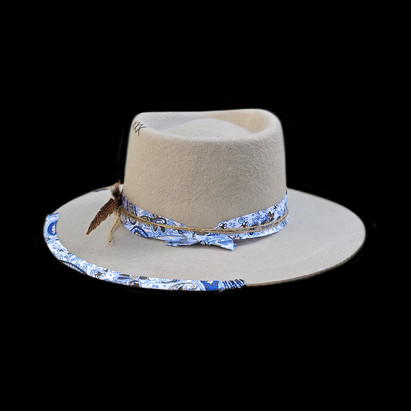 Fashionable pure wool top with woven ribbon and feather decoration, sheep felt hat_voghion.com
