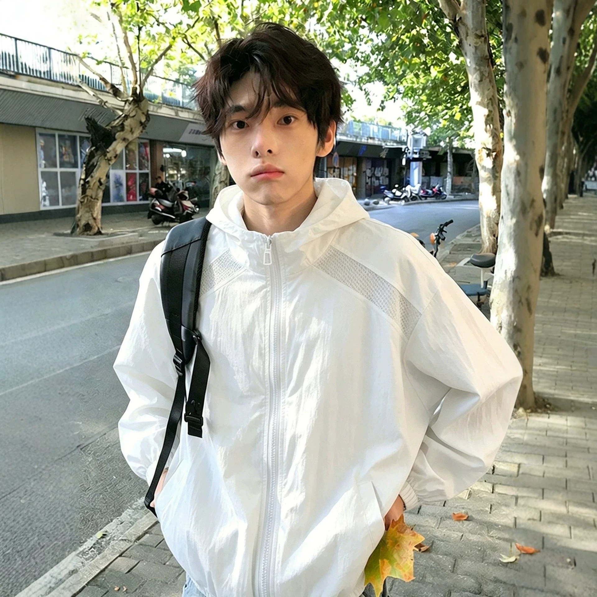 White mesh quick-drying sun protection jacket for men, thin summer style, hooded windbreaker, American outdoor sports cycling apparel.
