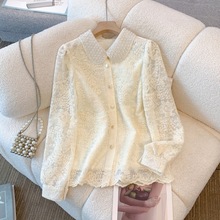 大码钉珠翻领2025春季蕾丝衬衫新款松紧香风重工长袖小衫打底衫女