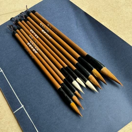 毛笔;文房四宝套件;画纸、画布
