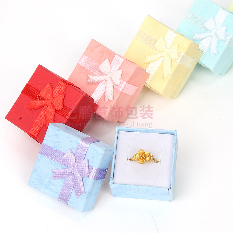 Spot al por mayor 4*4 cubierta de cielo y tierra nube arco caja de embalaje de joyería pendientes caja de anillo joyería caja de regalo