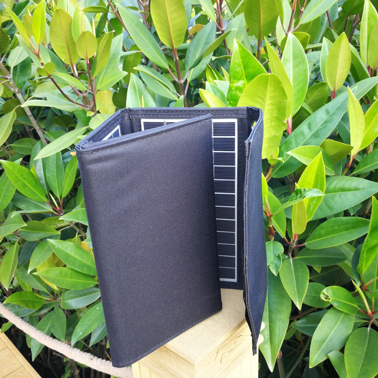 太阳能折叠包高效便携太阳能折叠板背包板垮境专供|ru
