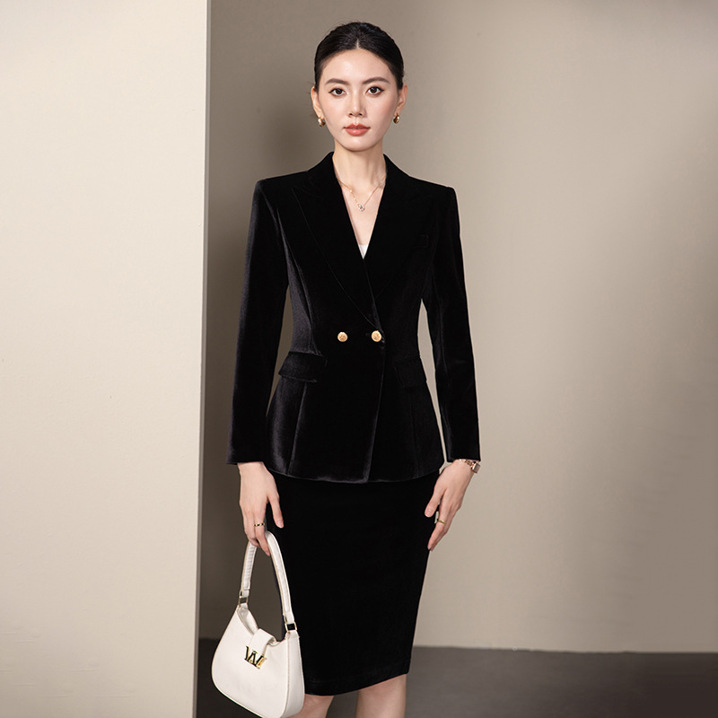 Women's High-End Velvet Suit Set for Spring and Autumn, Slim-Fit, Stylish, Business Attire, Fashionable Professional Outfit