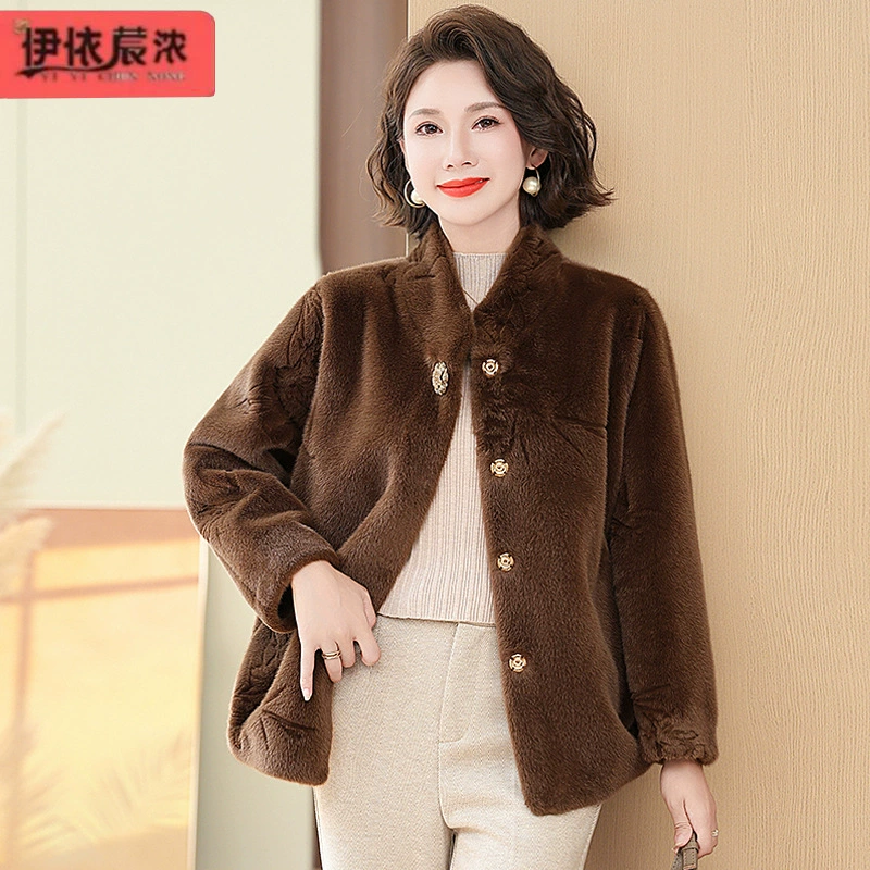 Оптовая продажа среднего возраста мама имитация мехового пальто 2024 зимний новый стиль миссис Широкий иностранный короткий имитационный норковый пальто для женщин