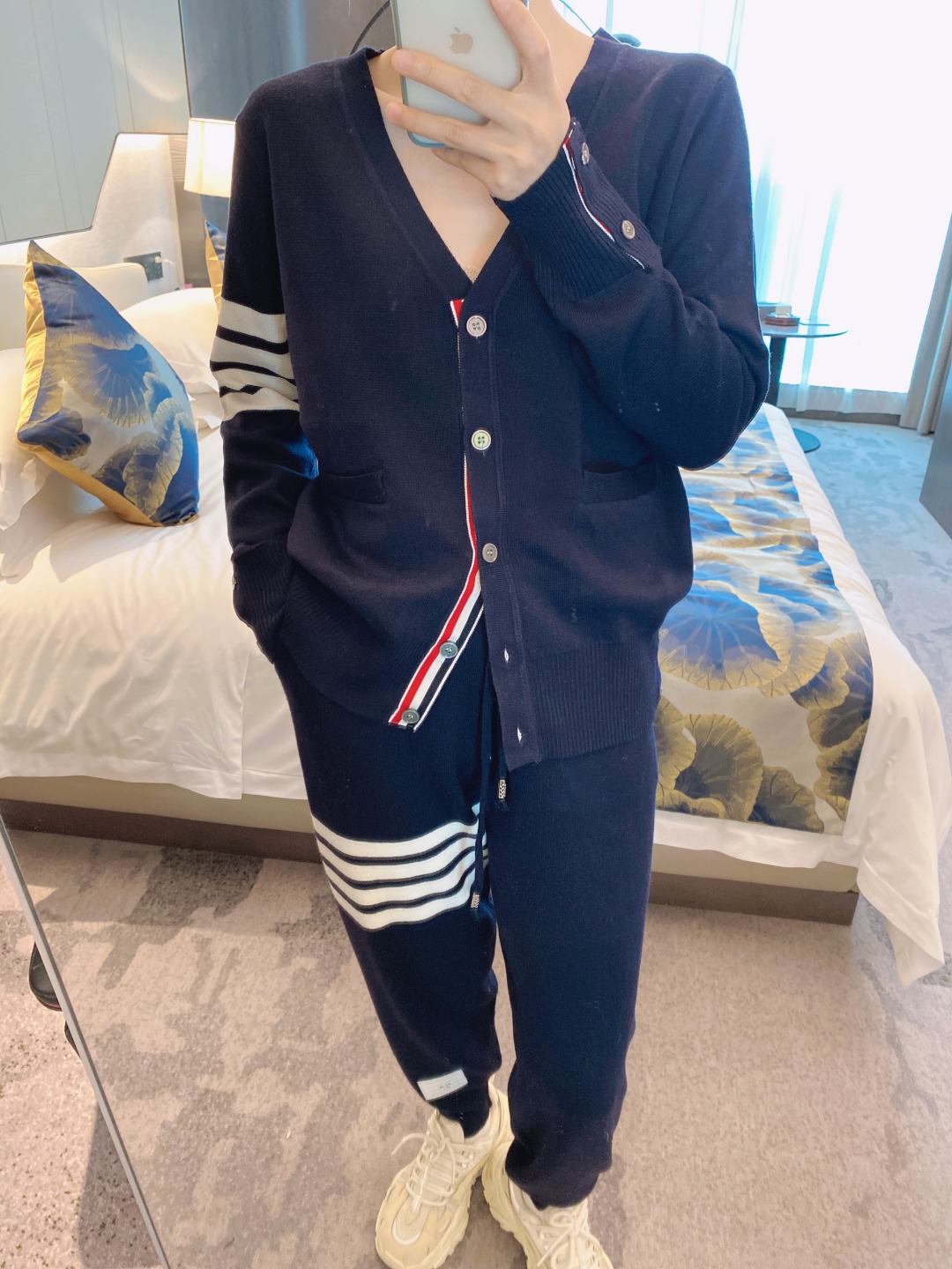 o_1faka0opve3r1ogp18uk2og1q7jv