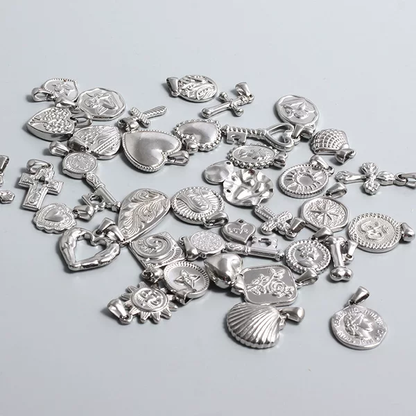 Factory Jewelry in Stock, Vintage Stainless Steel Geometric Coin Necklace Pendants, Non-Fading DIY Jewelry Accessories Wholesale