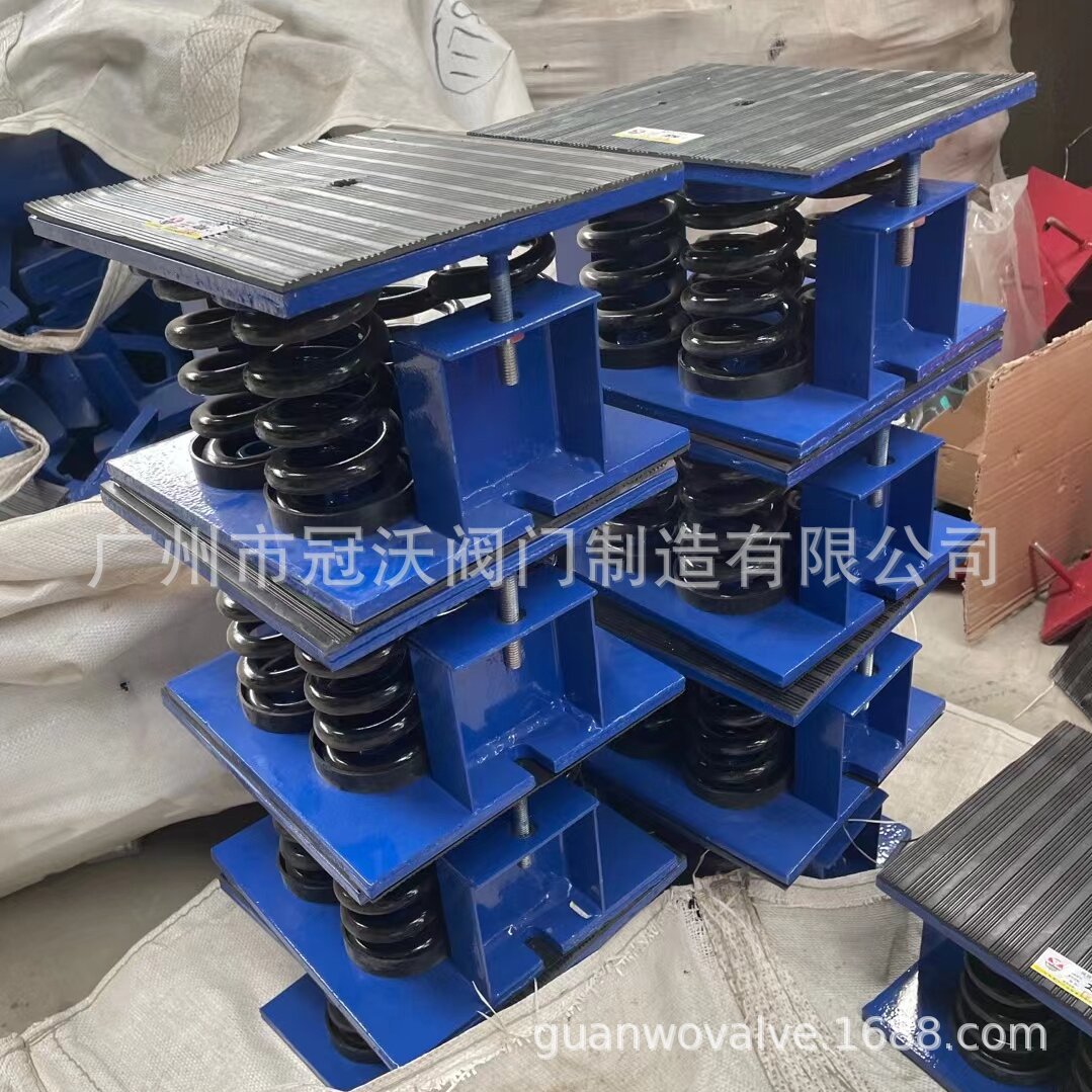 地面橡胶软木减震器声学轻钢龙骨减震器橡胶弹簧隔音器墙体减振器