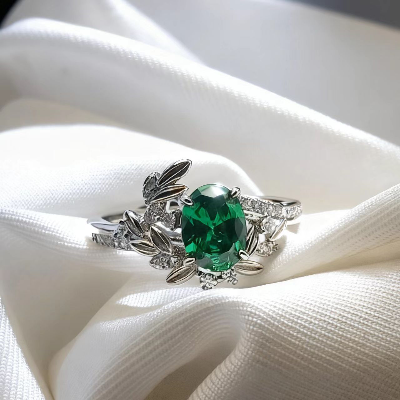 Simulated Natural Emerald Adjustable Ring For Women Green Gemstone_voghion.com