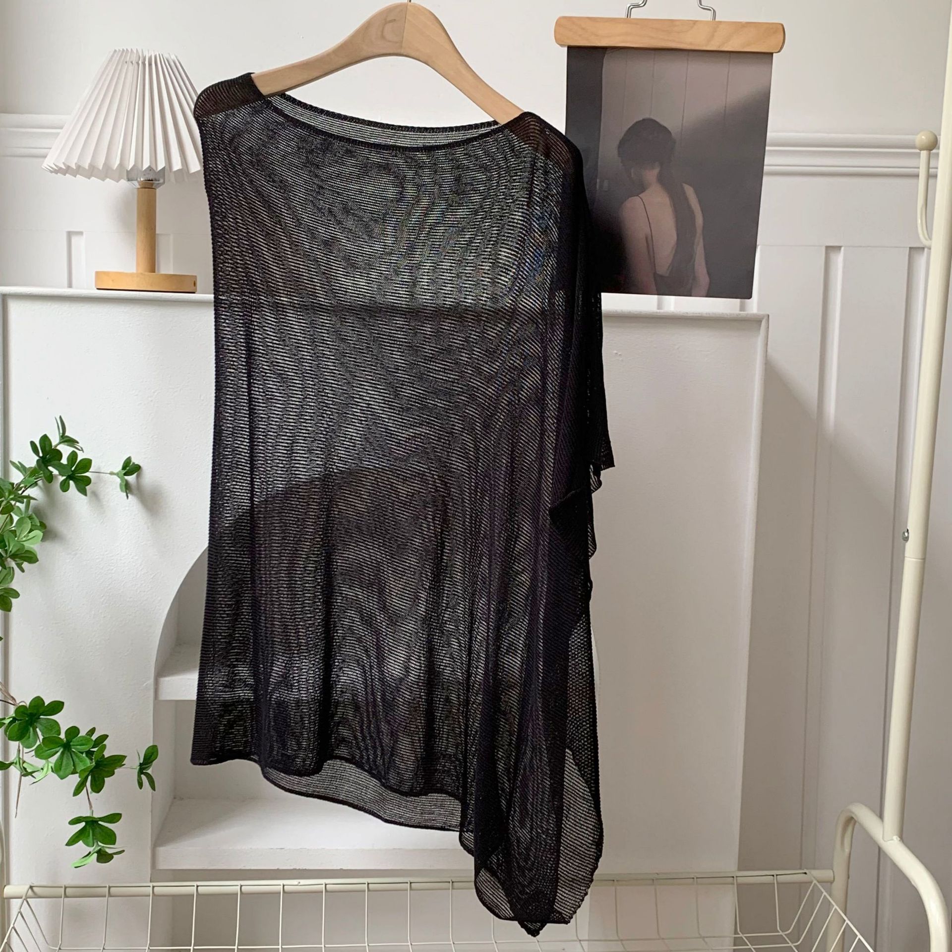 Chal para mujer, verano, nueva capa hueca transpirable de alta gama, diseño irregular, temperamento, suéter superior