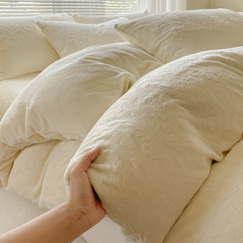 Leche de invierno cama de cuatro piezas set2025 nuevo invierno premium sensación de engrosamiento flange sábanas de coral cubierta