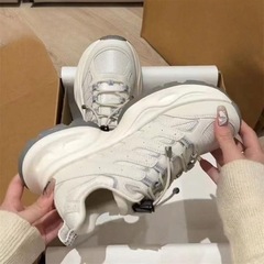 厚底显脚小鱼骨老爹鞋女2025秋季爆款透气轻便跑步百搭休闲运动鞋