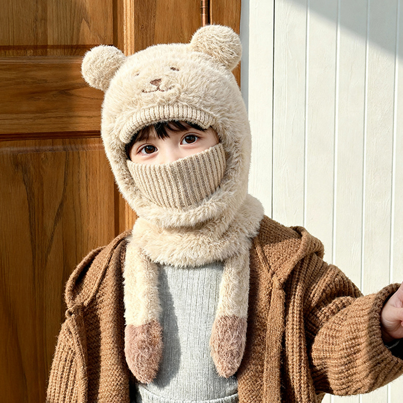 Un pellizco llamará sombrero infantil otoño y invierno máscara de bibón para bebés en una niña de peluche caliente sombrero para niños protectores de orejas