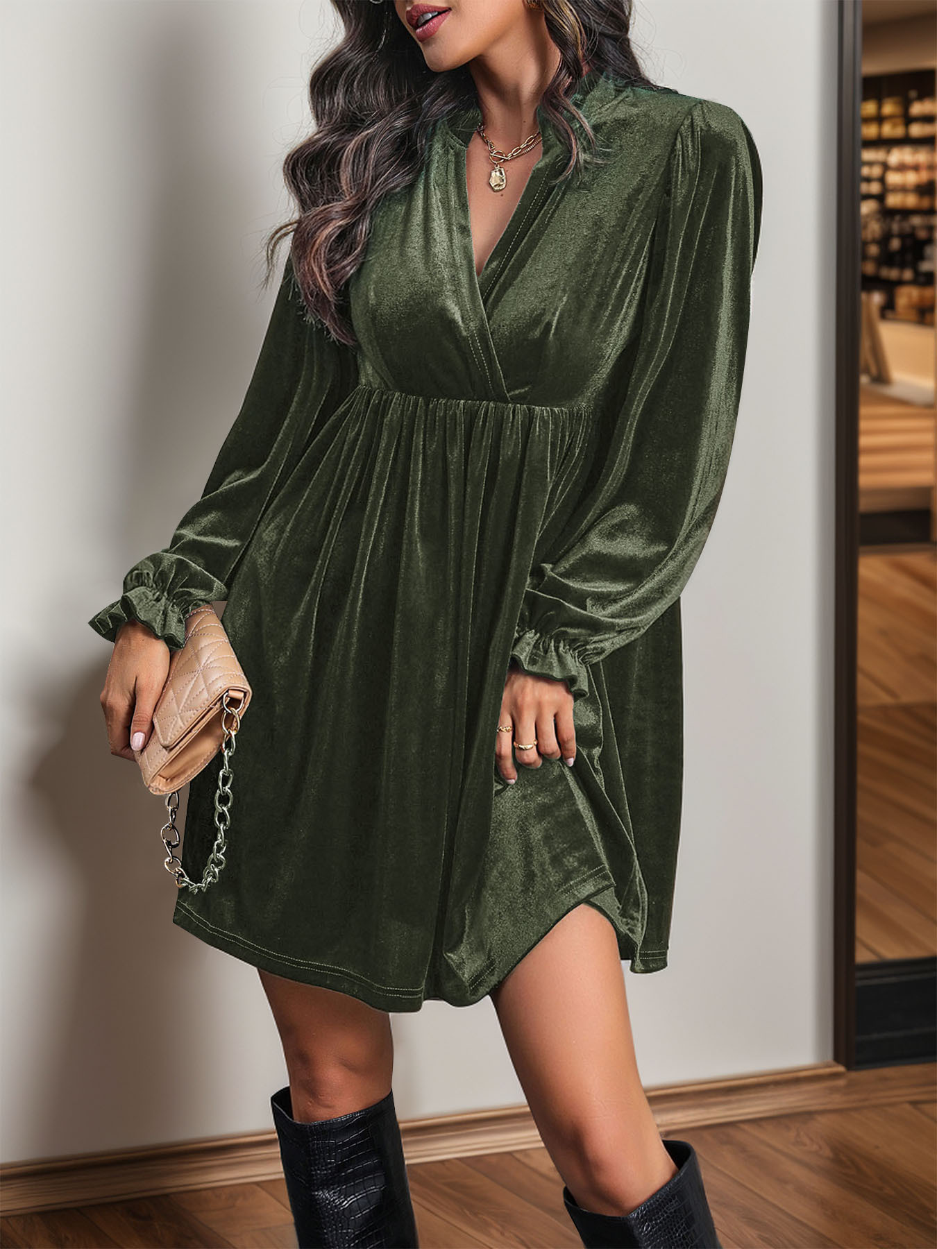 Vestido feminino de veludo em linha A – Vestido elegante retrô com manga curta e decote em V (mangas lanterna esvoaçantes, cintura alta, tecido de veludo macio)_voghion.com