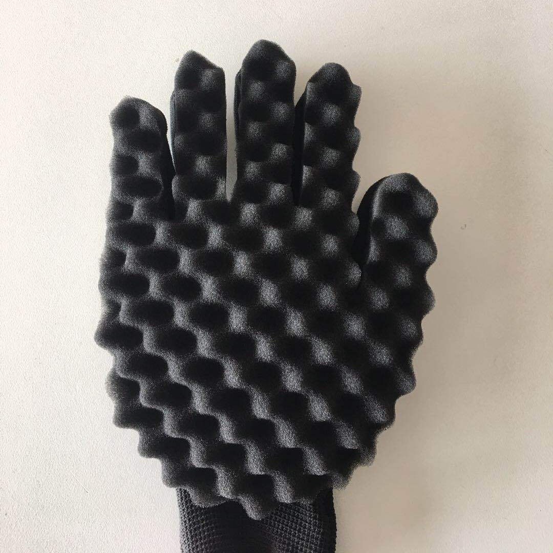 Curly sponge gloves