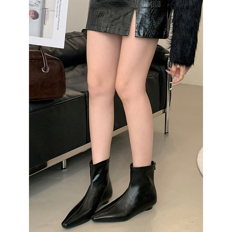 尖头短靴女粗跟瘦瘦靴百搭小仙女2025秋冬新款软皮网低跟切尔西靴|undefined