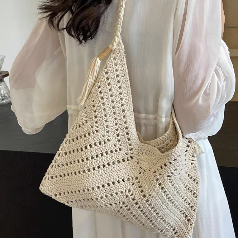straw summer one-shoulder bag