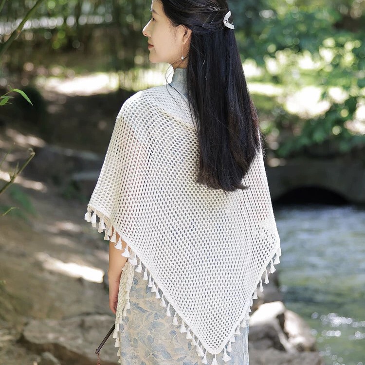 Summer New Style Cheongsam Shawl Thin Gentle Style Triangle Hollow Mesh Shawl Air-Conditioned Outer Cape