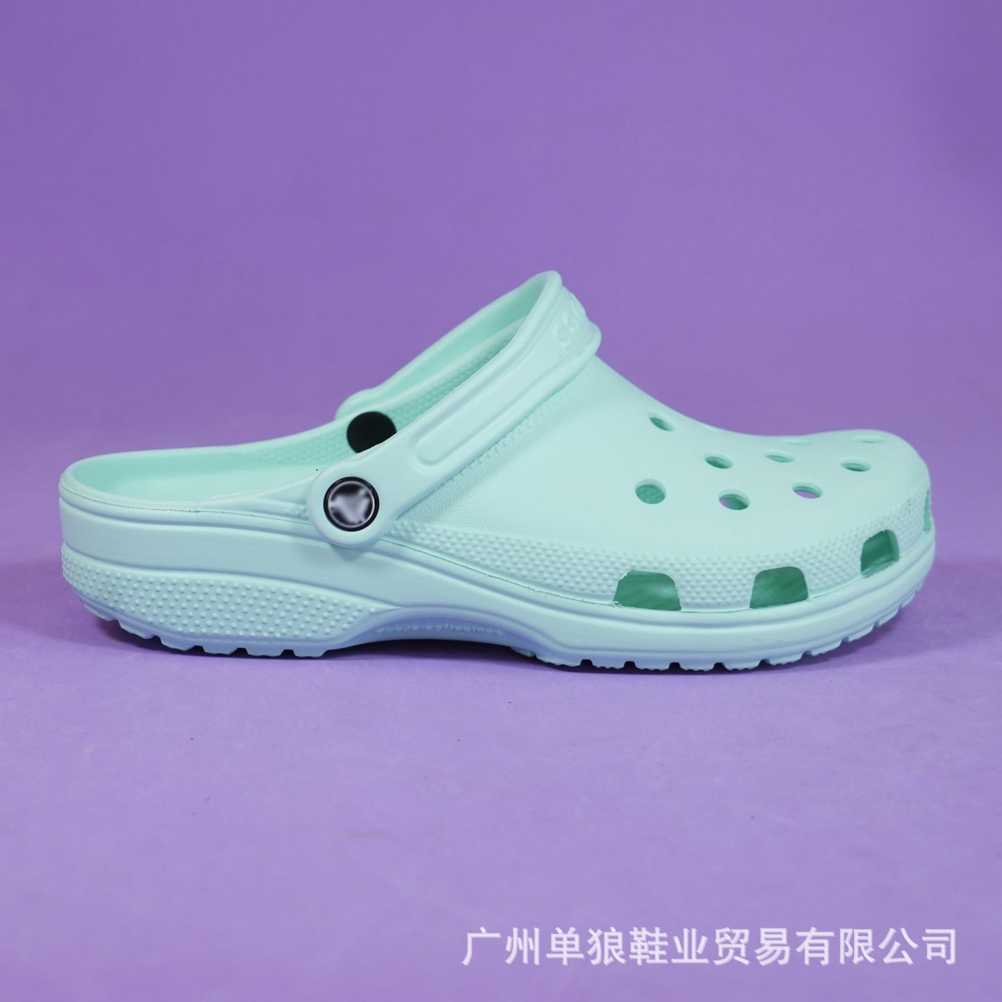 Estrellas etiquetadas de verano EVA zapatos de agujero casuales antideslizantes para mujeres zapatillas antiodorantes para parejas al aire libre sandalias