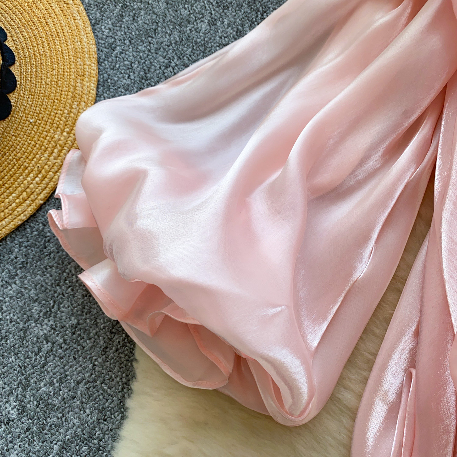 Camicia donna rosa spalle scoperte volant maniche a lanterna_voghion.com
