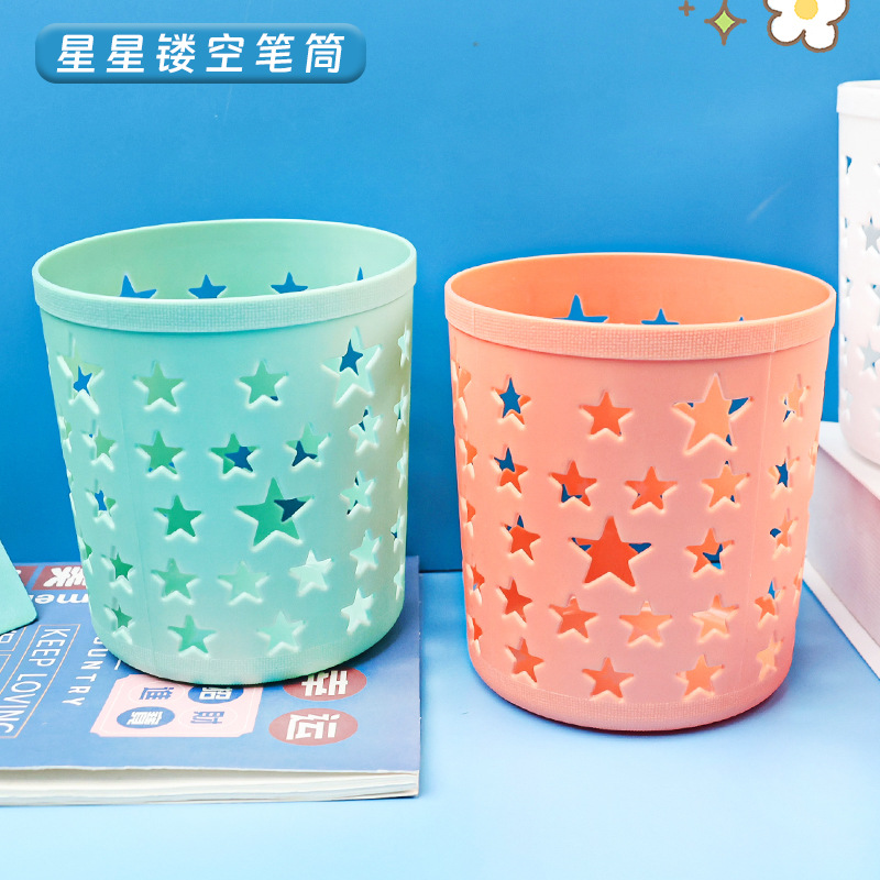 새로운 현대 간단한 미니 데스크탑 스토리지 튜브 사무용품 중공 스타 펜 홀더 플라스틱 데스크탑 장식품