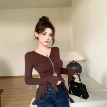 【工厂现货】秋季V领长袖打底衫设计拉链短款显瘦收腰百搭上衣女