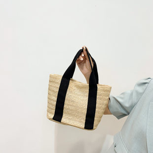Beach summer elegant straw shoulder bag for leisure, fresh small bag