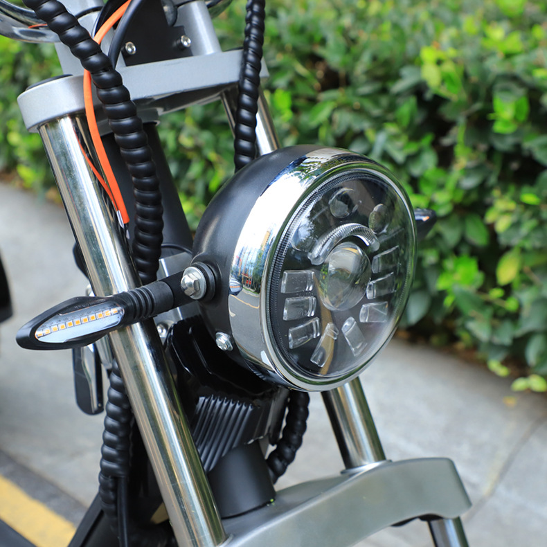 New Harley tricycle large wide tire electric car battery motorcycle scooter lithium battery scooter