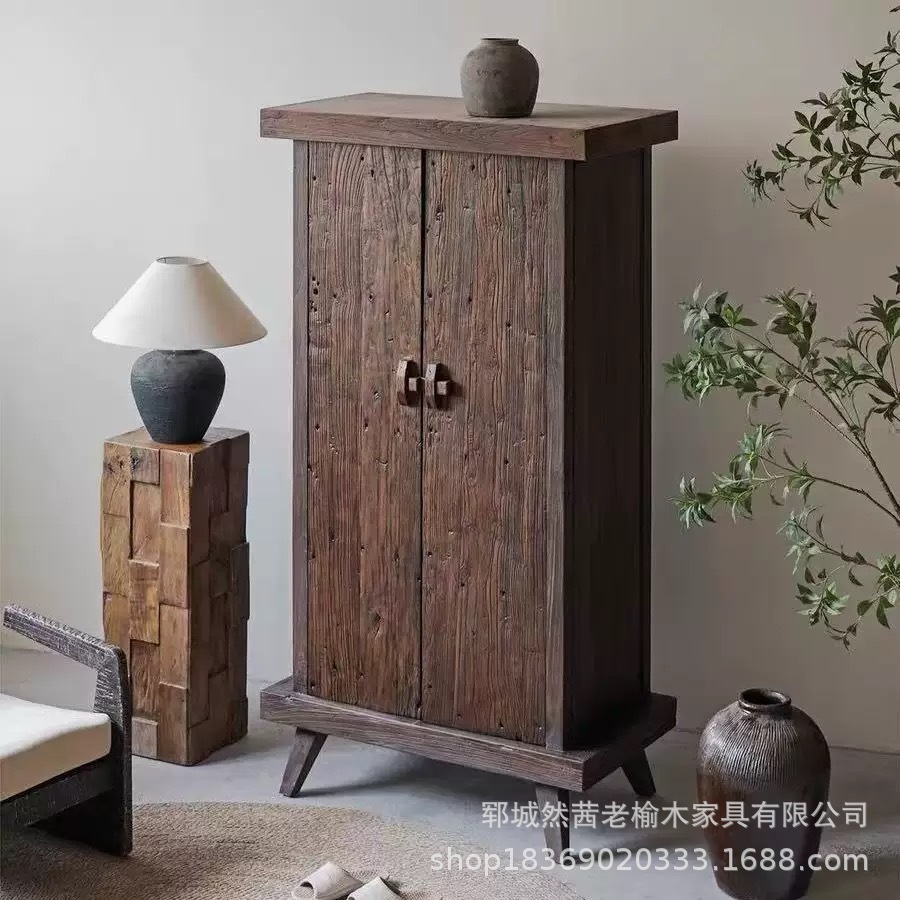 诧异风老榆木衣柜家用卧室做旧风老门板双开门衣柜实木挂衣架衣橱