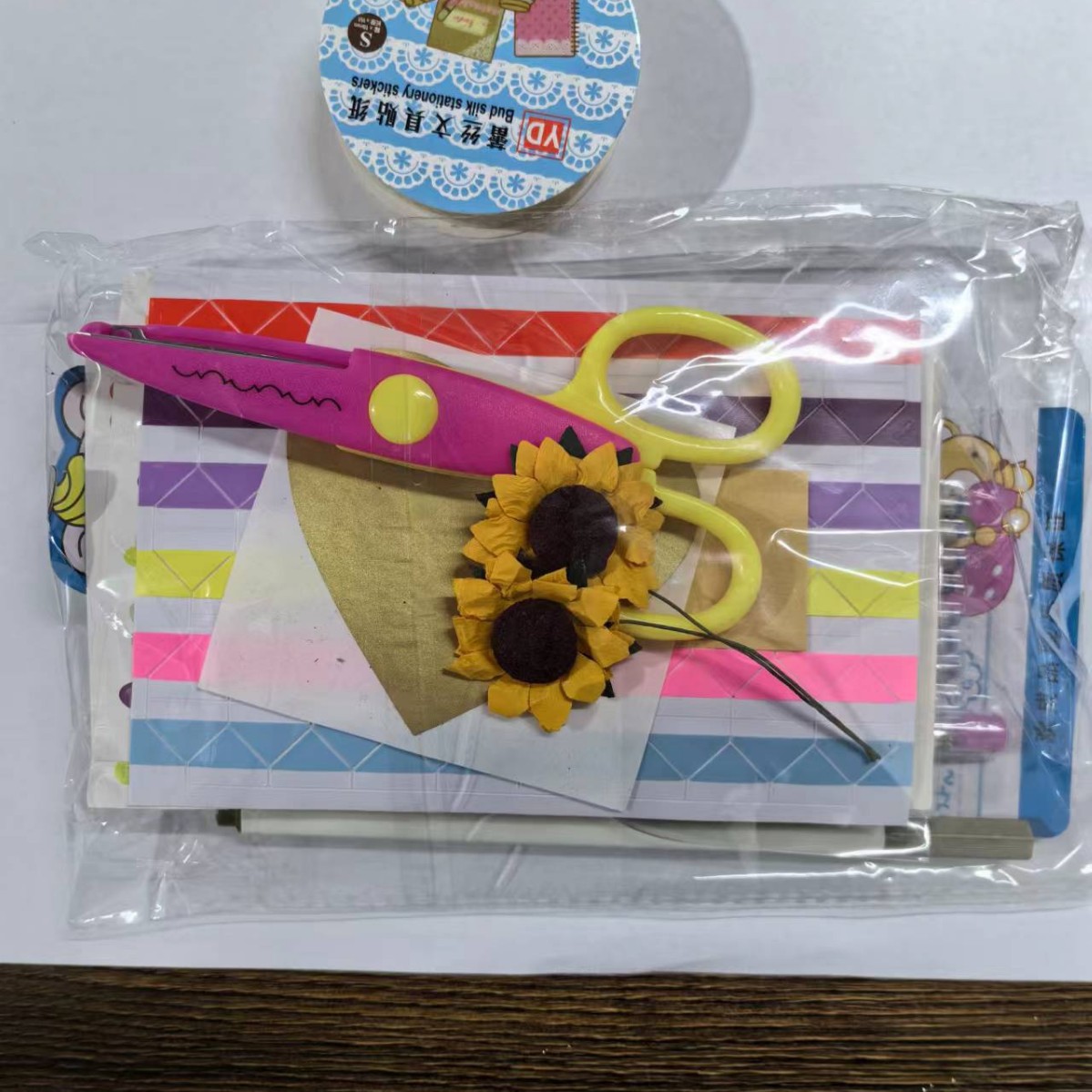 Caja de explosión hexagonal Caja de regalo de cumpleaños creativa Diy álbum de fotos hecho a mano Caja sorpresa Regalo de San Valentín transfronterizo