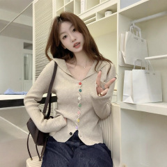 设计感纯色彩色纽扣长袖针织衫女装新款2025秋季显瘦百搭气质上衣