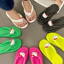 Kitty�����Ͽ�ͨ�p��ɐ����e����ɳ���Ϻ��ϱ���r�м�ɫEVA��Ь