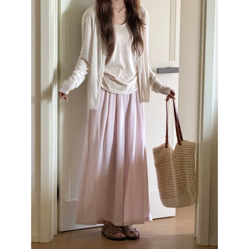 Gentle Light Pink Women's Summer Casual Thin Flowing Drapey Long Pants with a Relaxed Fit and Wide Legs That Cover the Body Gentle Light Pink Women's Summer Casual Thin Flowing Drapey Long Pants with a Relaxed Fit and Wide Legs That Cover the Body