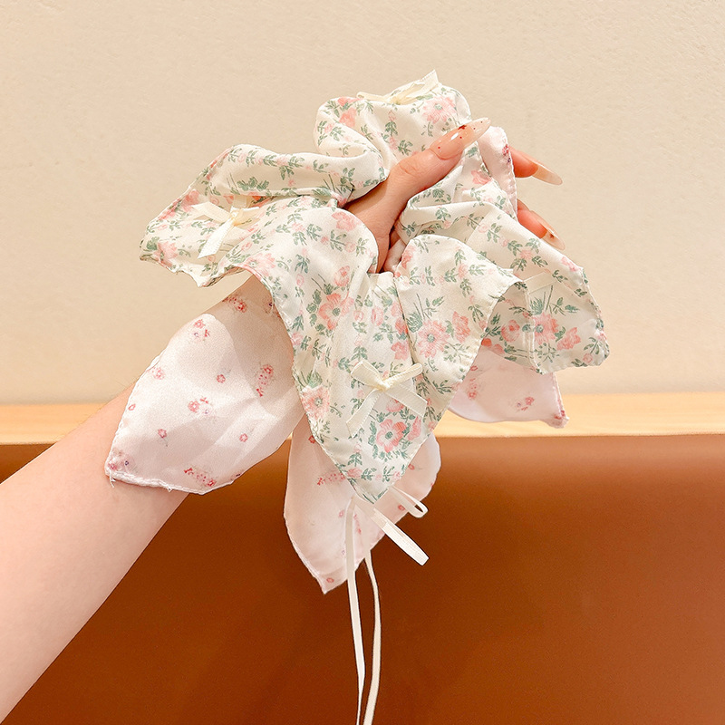 Mori dulce toallas cuadradas anillo de cabello primavera y verano arco de color cuerda de cabeza de flores trituradas mujeres 2025 nueva cuerda de cabello intestino grande