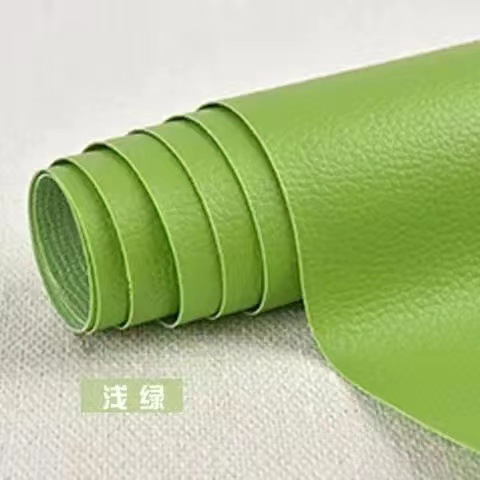 Autocollant en cuir vert clair [auto-adhésif] / 20cm * 30cm par pièce