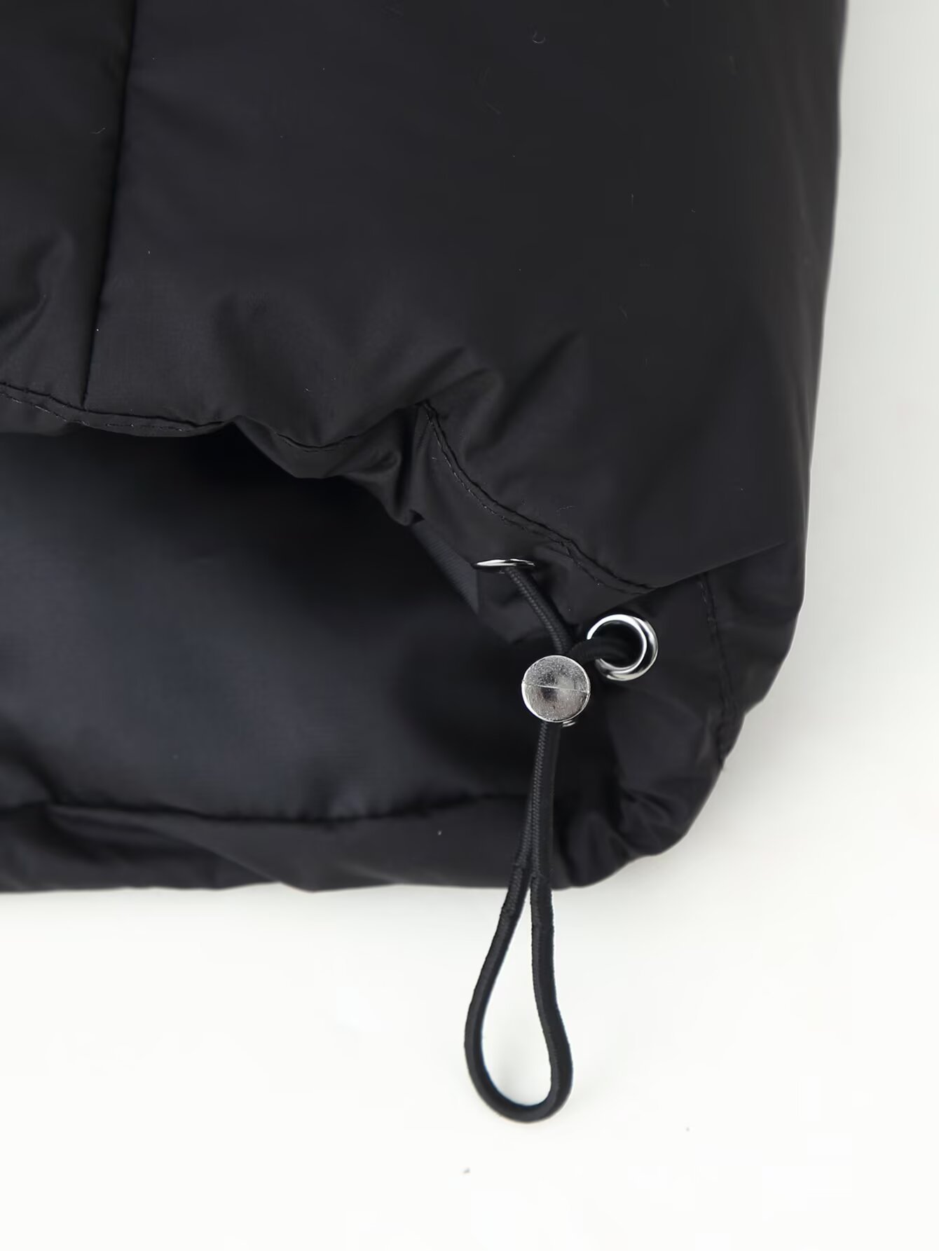 Simple Versatile Loose-fitting Padded Coat With A Hood Simple Versatile Loose-fitting Padded Coat With A Hood