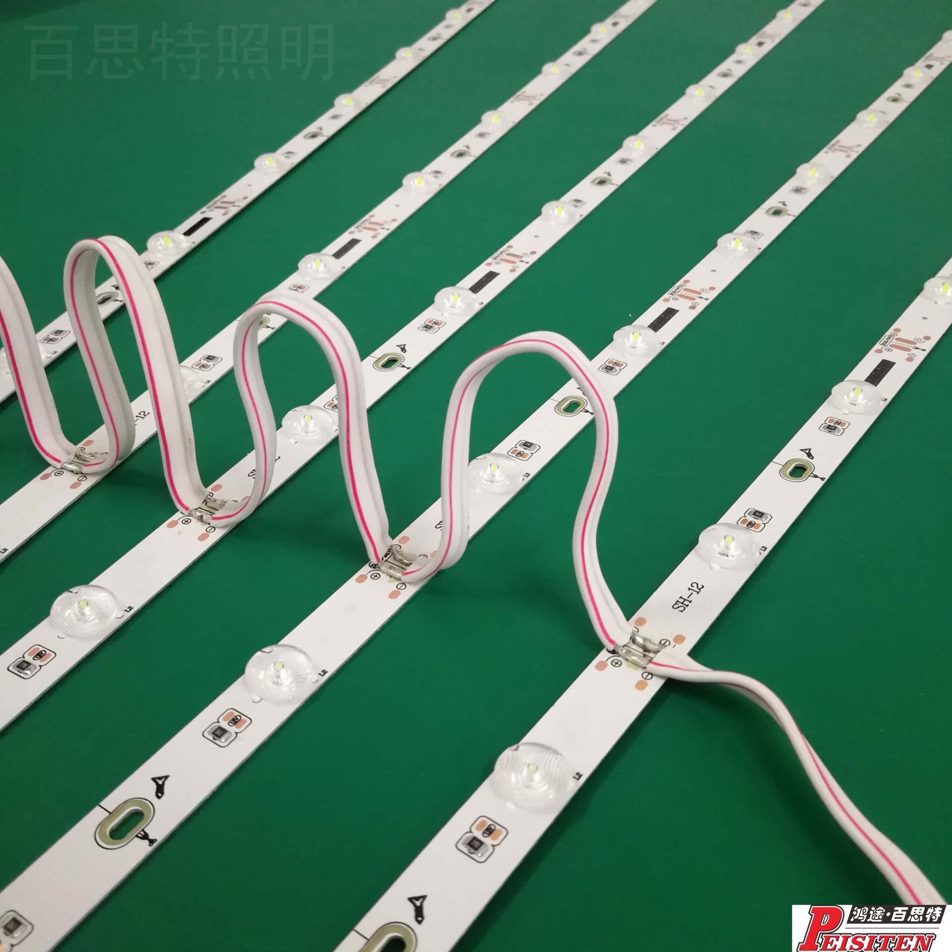 60924b716866cef3e95a3dcd9b435e