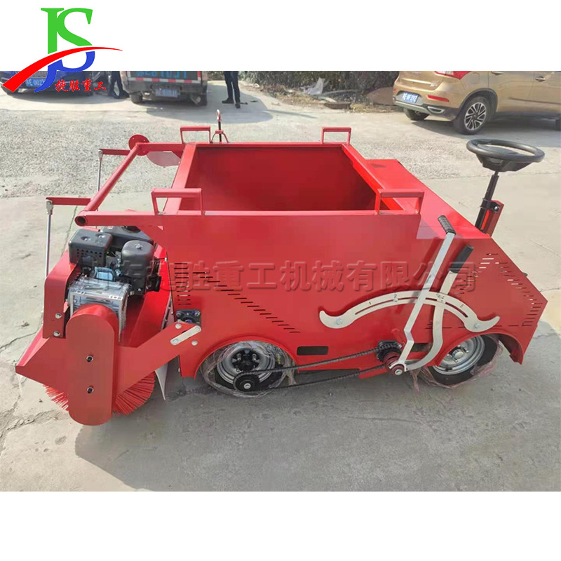 Conductor tipo peinado de césped máquina de lavado de arena para estadios de fútbol deportivos escolares camión de césped de gasolina autopropulsado máquina de pavimentación de arena de césped