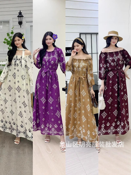 Summer ethnic dress with a round collar