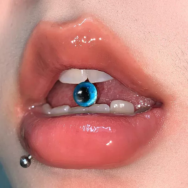 Big light blue eyes