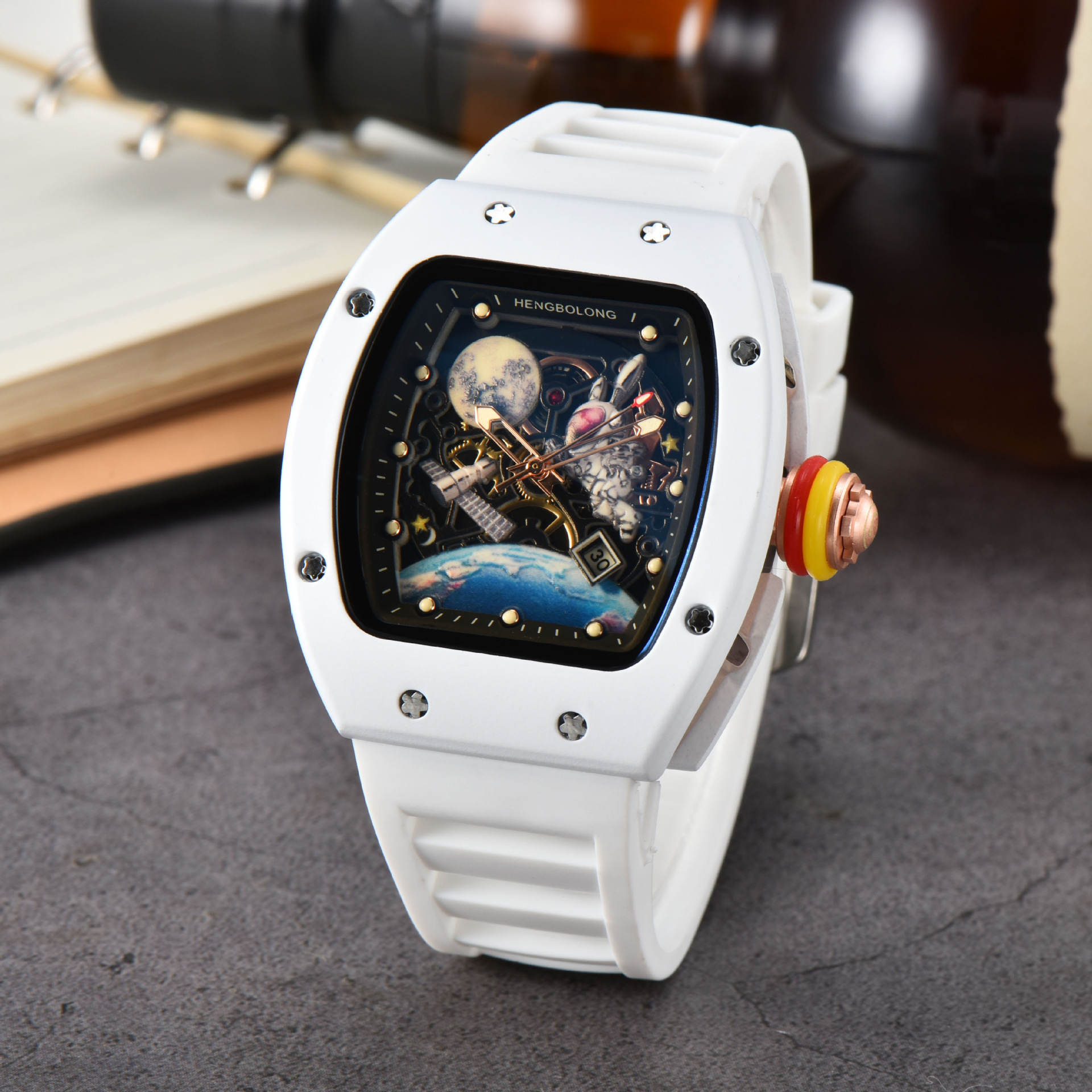 Foreign trade live broadcast hot wine barrel single moon astronaut Super luminous hollow non-mechanical flywheel fashion Men