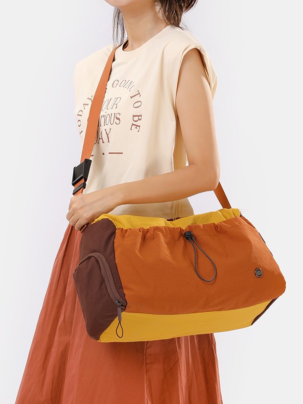 New Large-Capacity Travel Storage Shoulder Bag with Wet and Dry Separation, Waterproof Handbag That Can Be Attached to a Trolley Case, Short-Distance Luggage Bag