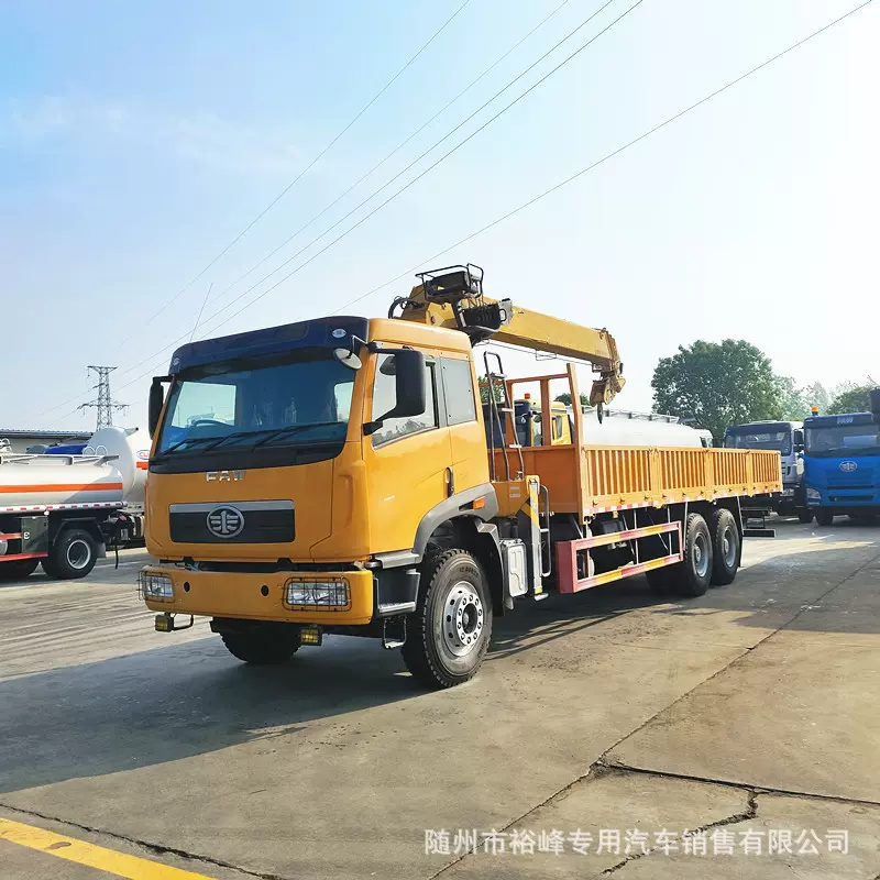 外贸跨境12吨中小型随车吊 灵活高效 建筑/物流装卸专用机械厂家
