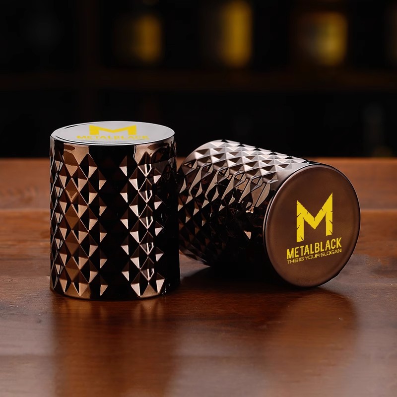 Creative plating hand flash drill dice cup dice thickened pub bar KTV sieve cup sieve cup night color cup dice