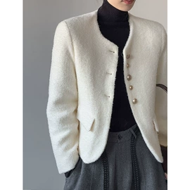 女式衬衫;毛衣;休闲裤